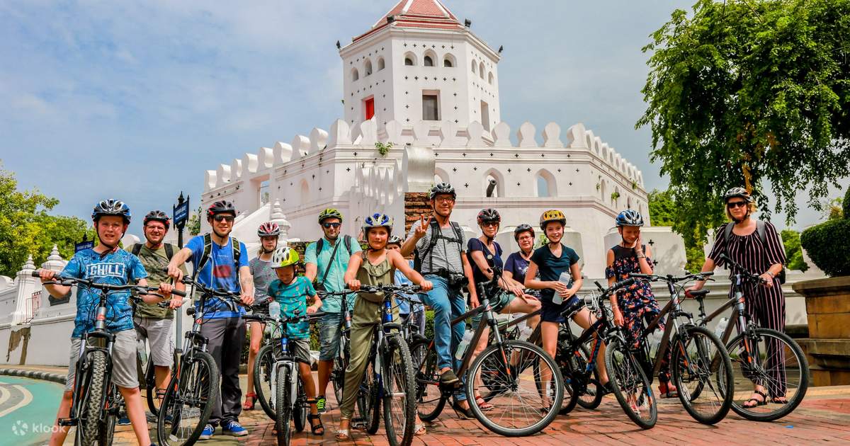 Guided bike hot sale tour